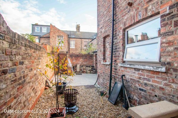 Property photo 32